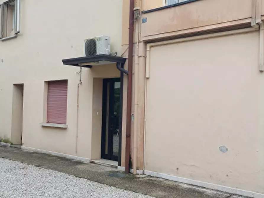 Immagine 10 di Ufficio in affitto  in Via XX Settembre, 11 a Piazzola Sul Brenta
