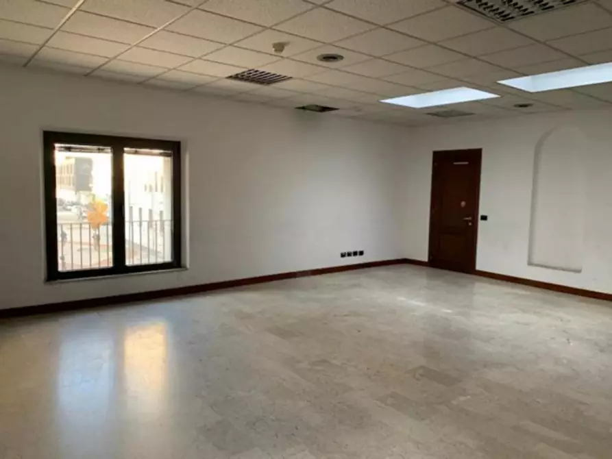 Immagine 1 di Ufficio in vendita  in Corso del Popolo, 8, 35131 Padova PD, Italia a Padova