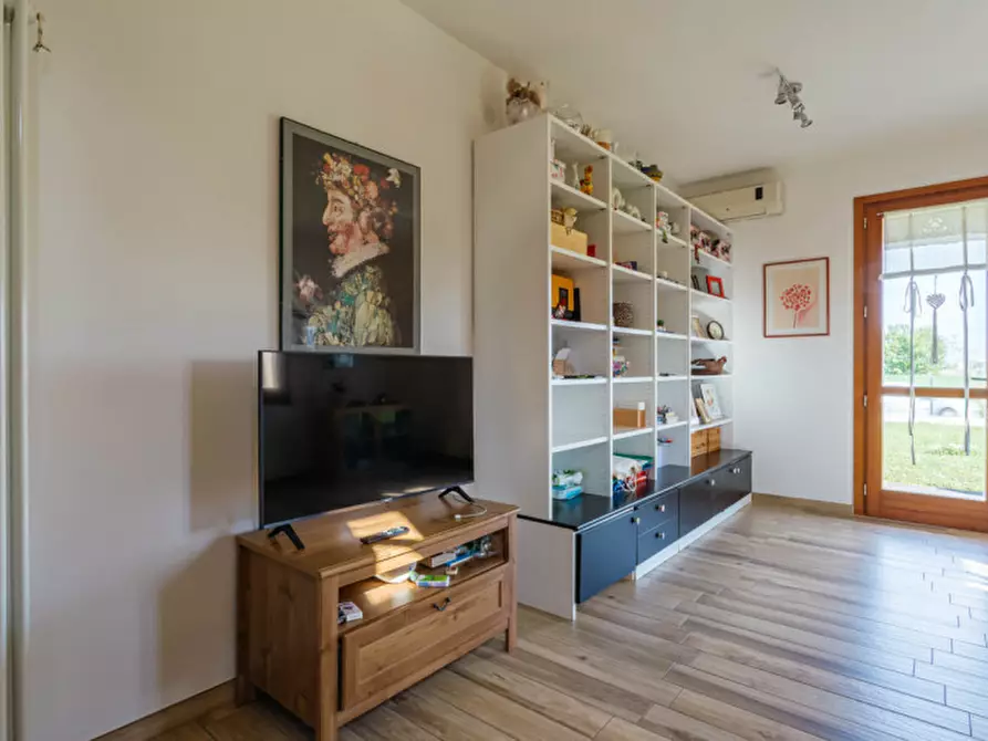 Immagine 11 di Casa indipendente in vendita  in VIA ROMA a Pozzonovo