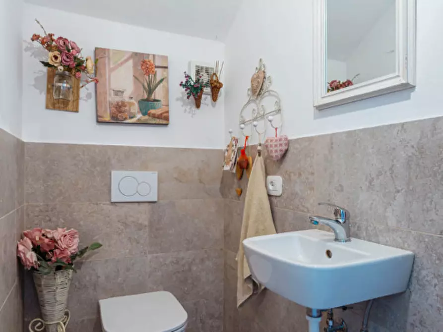 Immagine 13 di Casa indipendente in vendita  in VIA ROMA a Pozzonovo