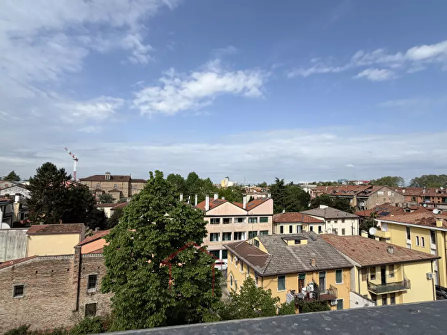 Immagine 19 di Appartamento in vendita  in Via del Portello a Padova
