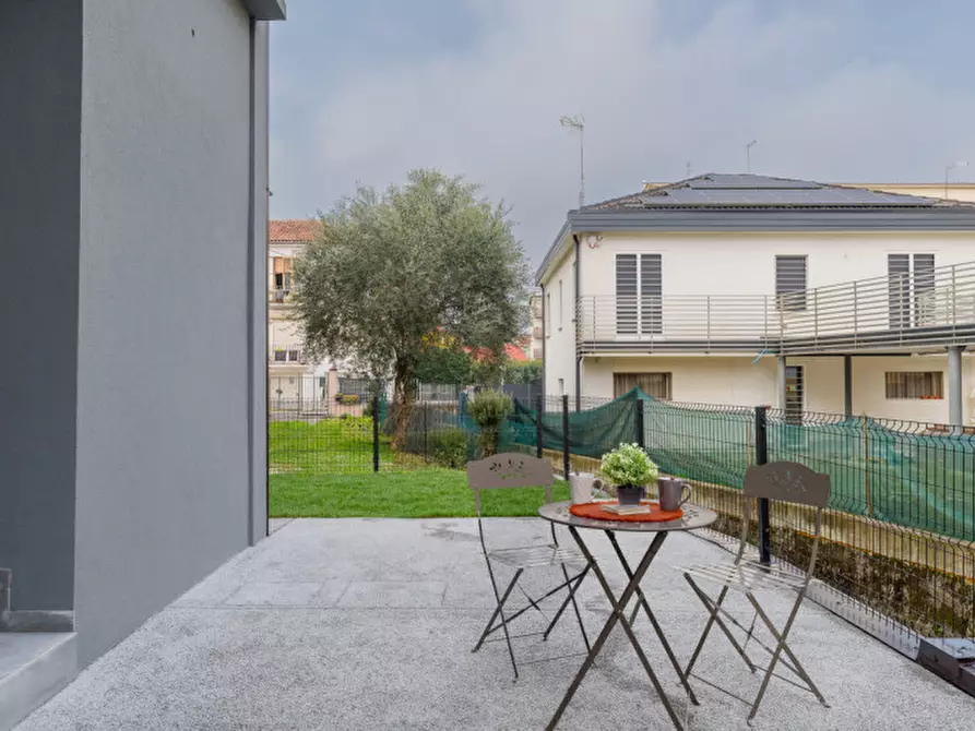 Immagine 3 di Appartamento in vendita  in Via Bartolomeo Panizza 43 a Vicenza