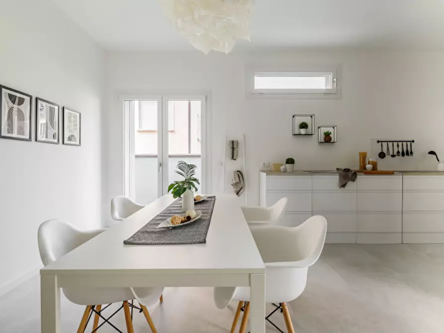 Immagine 5 di Appartamento in vendita  in Via Bartolomeo Panizza 43 a Vicenza