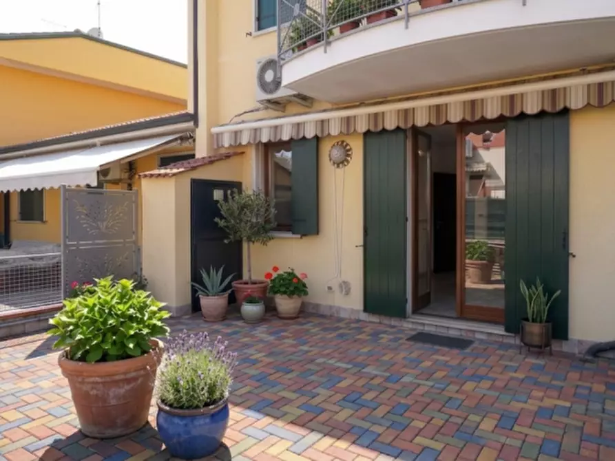Immagine 12 di Villetta a schiera in vendita  in Via Nogarole a San Bonifacio