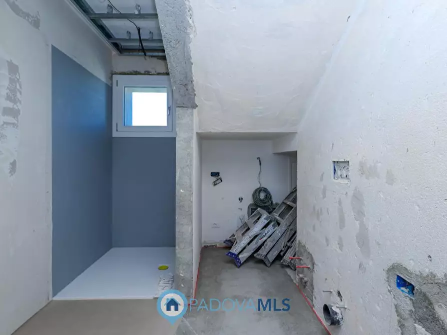 Immagine 12 di Casa bifamiliare in vendita  in Via Podrecca, 29 a Abano Terme