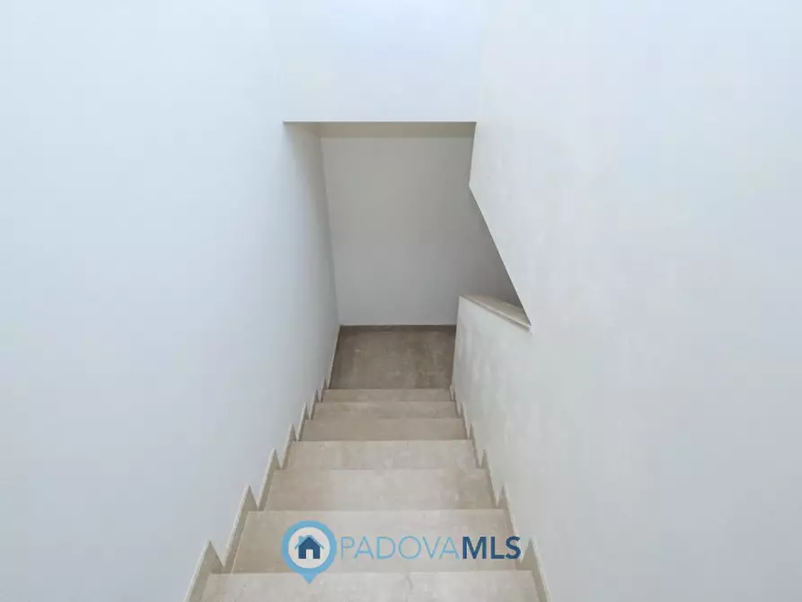 Immagine 18 di Casa bifamiliare in vendita  in Via Podrecca, 29 a Abano Terme