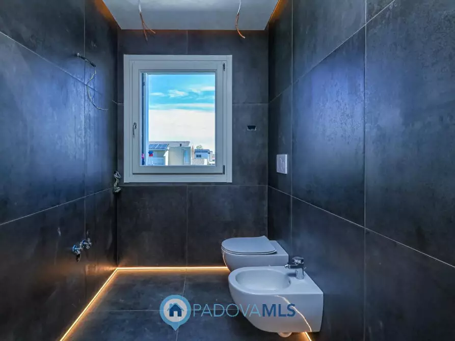 Immagine 19 di Casa bifamiliare in vendita  in Via Podrecca, 29 a Abano Terme