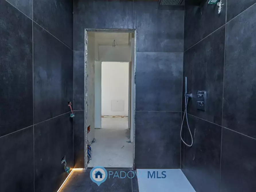 Immagine 20 di Casa bifamiliare in vendita  in Via Podrecca, 29 a Abano Terme