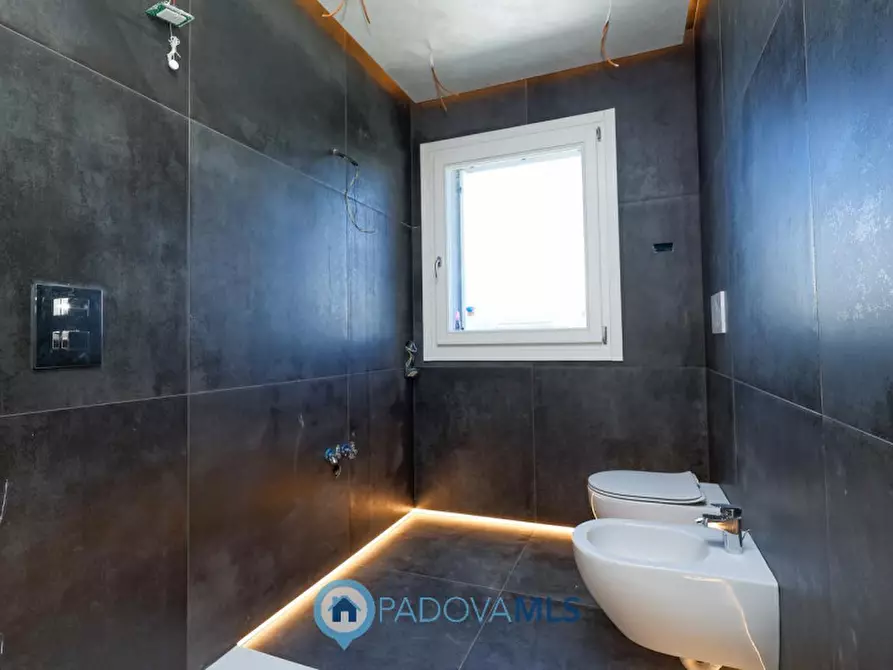 Immagine 33 di Casa bifamiliare in vendita  in Via Podrecca, 29 a Abano Terme