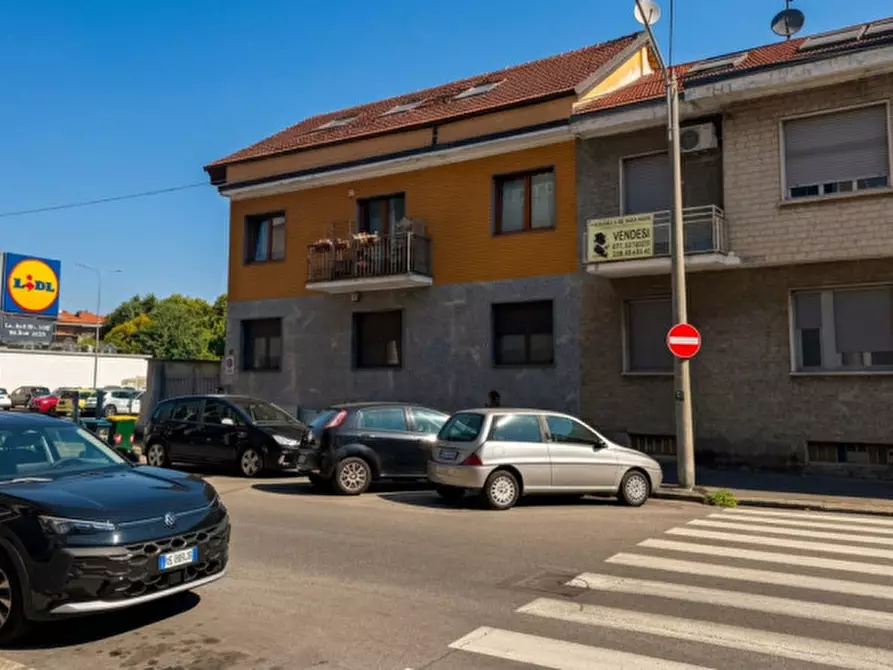 Immagine 1 di Appartamento in vendita  in VIA MONFALCONE  86 a Torino