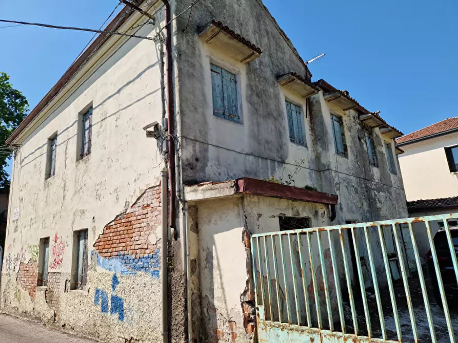 Immagine 4 di Casa indipendente in vendita  in Via Tiziano Vecellio a Padova