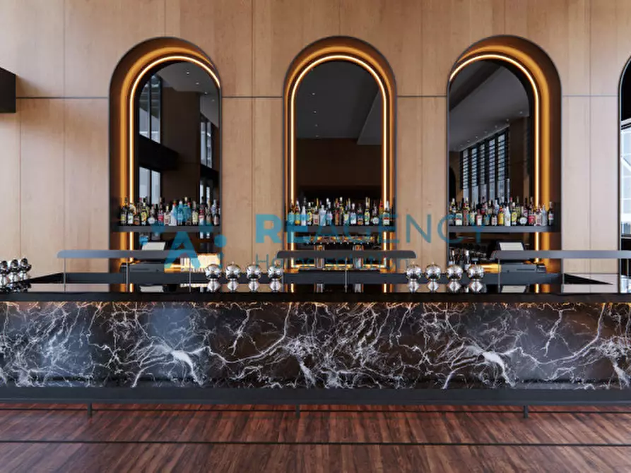 Immagine 2 di Attività commerciale in vendita  a Vicenza