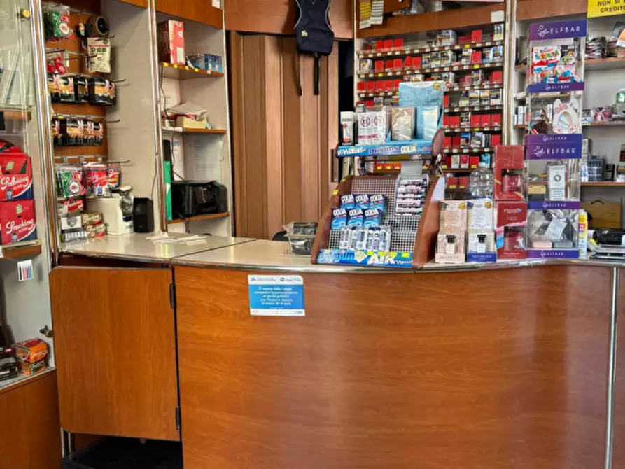 Immagine 7 di Attività commerciale in vendita  a Lendinara