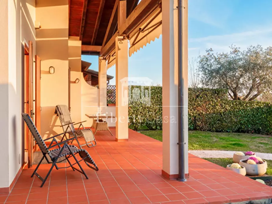 Immagine 5 di Villa in vendita  in Via Vallette a San Felice Del Benaco