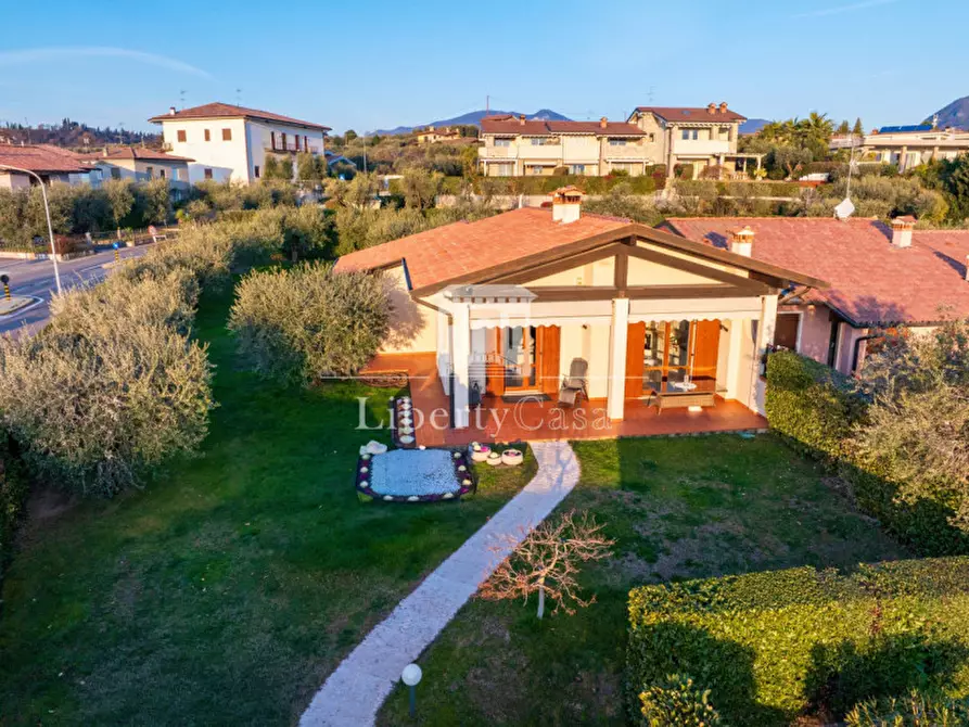 Immagine 9 di Villa in vendita  in Via Vallette a San Felice Del Benaco