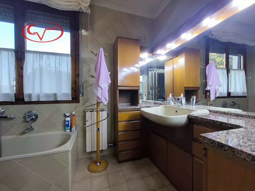 Immagine 19 di Villetta a schiera in vendita  in Via Maestri del Lavoro a San Giovanni Valdarno