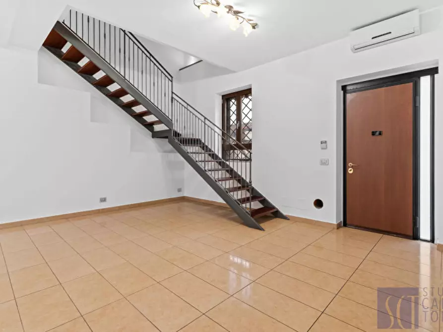 Immagine 2 di Villa in vendita  in Via Luciano Manara, 21 a San Giuliano Milanese
