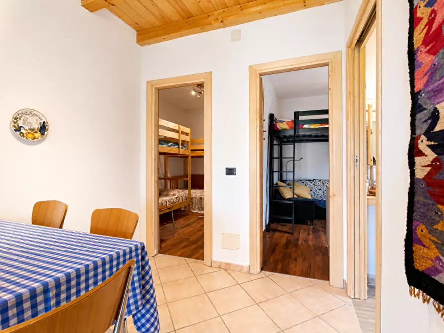 Immagine 12 di Casa bifamiliare in vendita  in Via Sacramundi, 1 a Chiampo