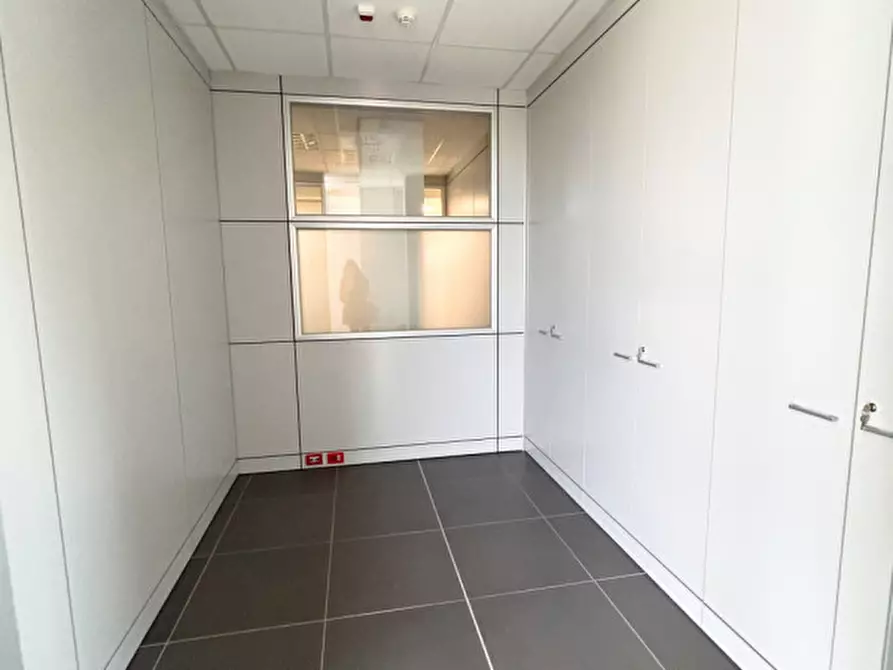 Immagine 9 di Ufficio in vendita  in Via Uruguay a Padova