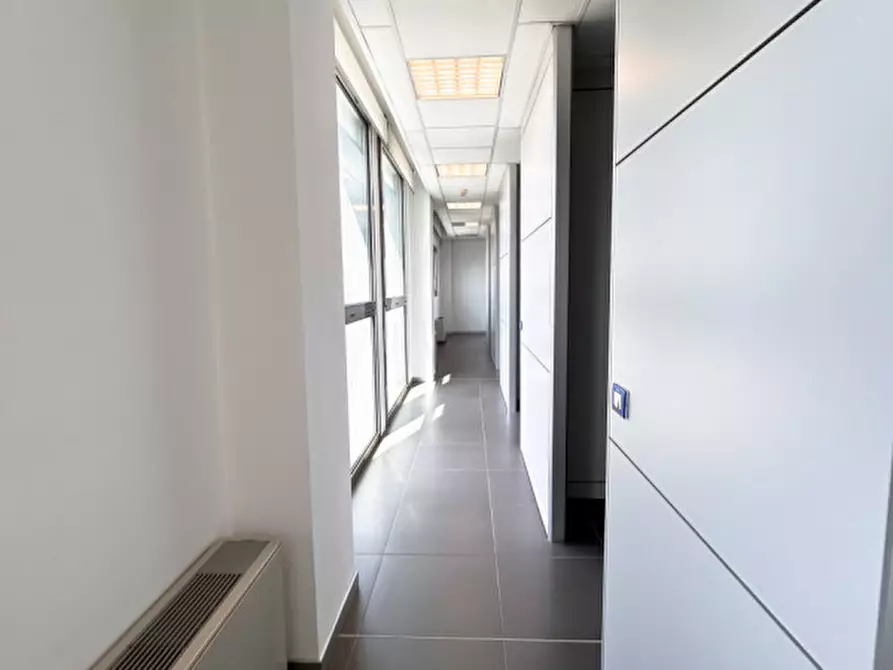 Immagine 13 di Ufficio in vendita  in Via Uruguay a Padova