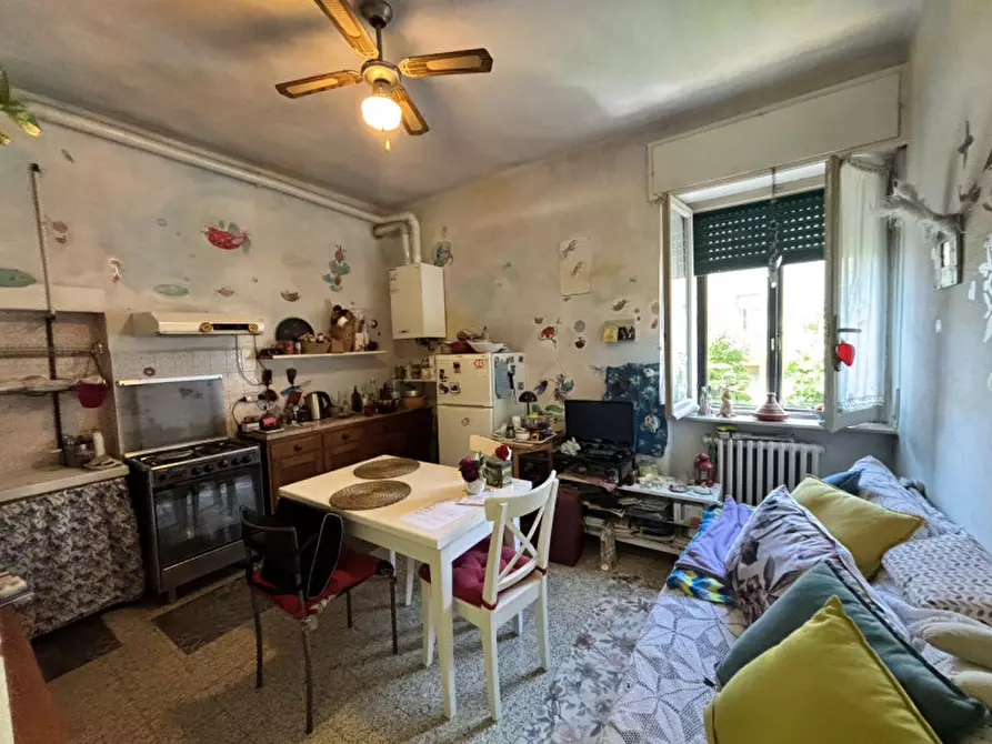 Immagine 14 di Appartamento in vendita  in Via Silvio Pellico, 24 a Verona