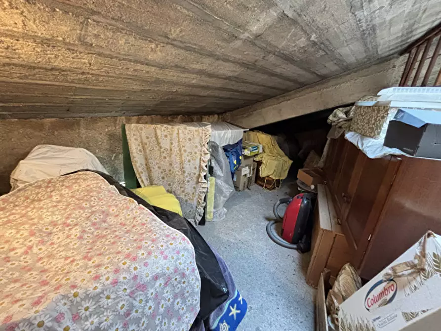Immagine 26 di Appartamento in vendita  in Via Silvio Pellico, 24 a Verona