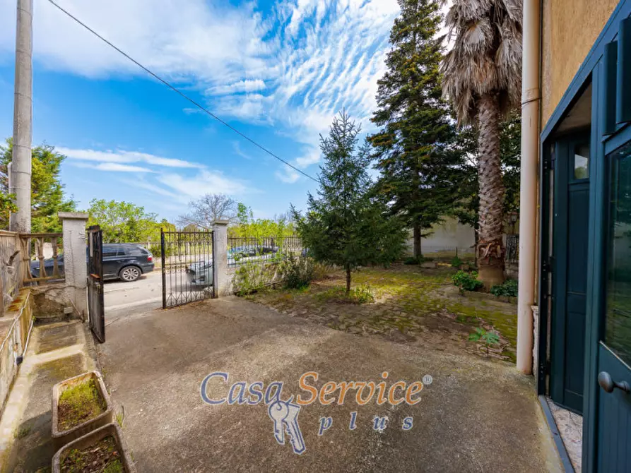 Immagine 14 di Villa in vendita  in Via Ada Negri a Oria