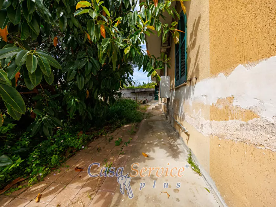 Immagine 16 di Villa in vendita  in Via Ada Negri a Oria