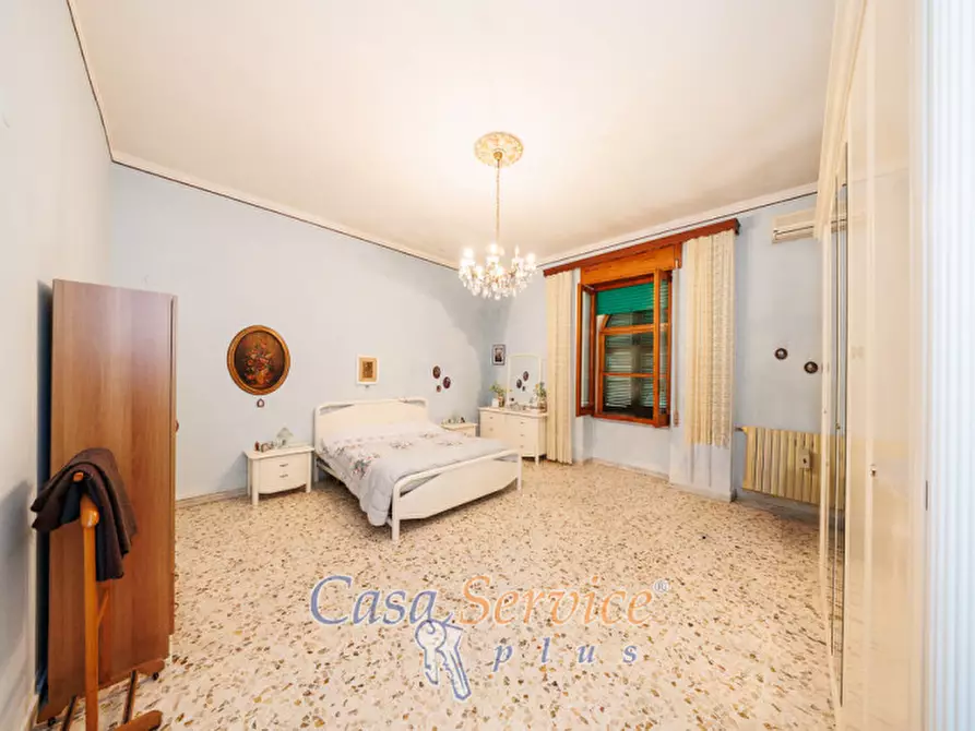 Immagine 28 di Villa in vendita  in Via Ada Negri a Oria