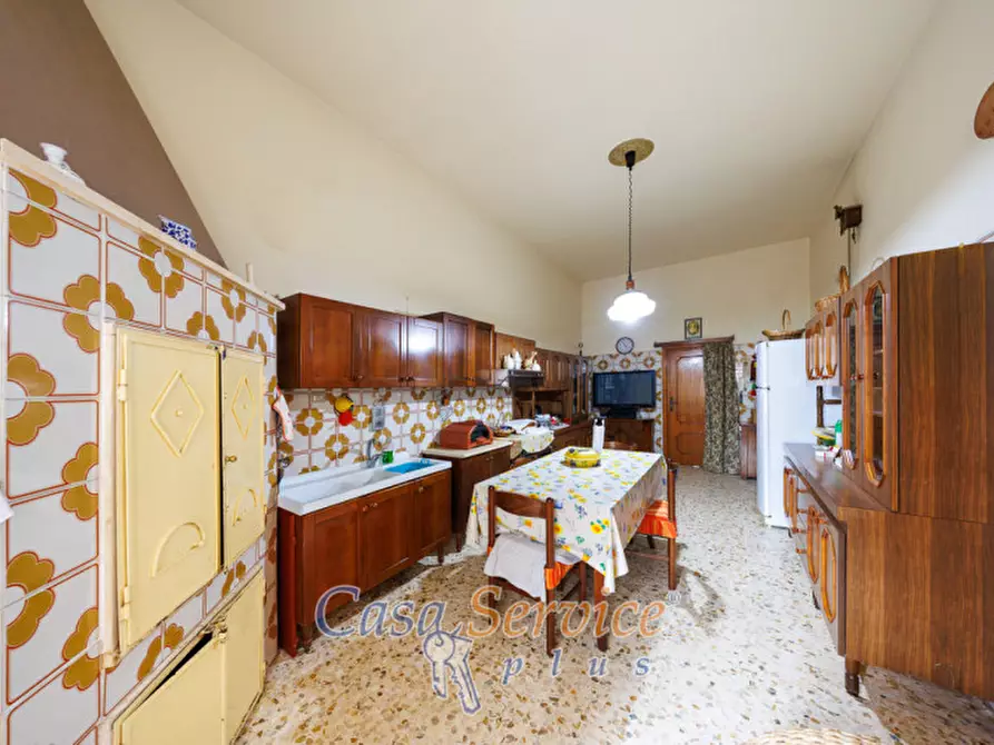 Immagine 48 di Villa in vendita  in Via Ada Negri a Oria