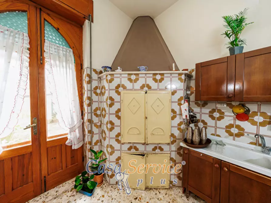 Immagine 50 di Villa in vendita  in Via Ada Negri a Oria