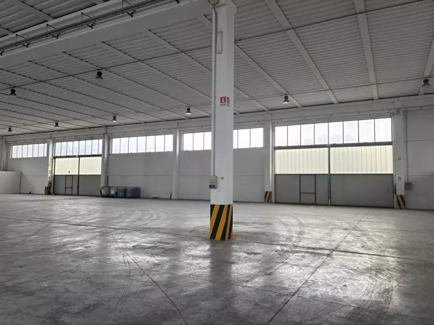 Immagine 6 di Capannone industriale in vendita  in Via Brigata Marche a Istrana