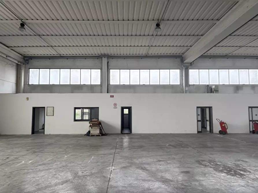 Immagine 9 di Capannone industriale in vendita  in Via Brigata Marche a Istrana