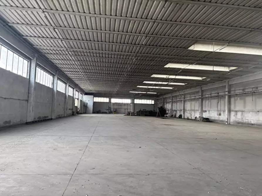 Immagine 4 di Capannone industriale in vendita  in Via Brigata Marche a Istrana