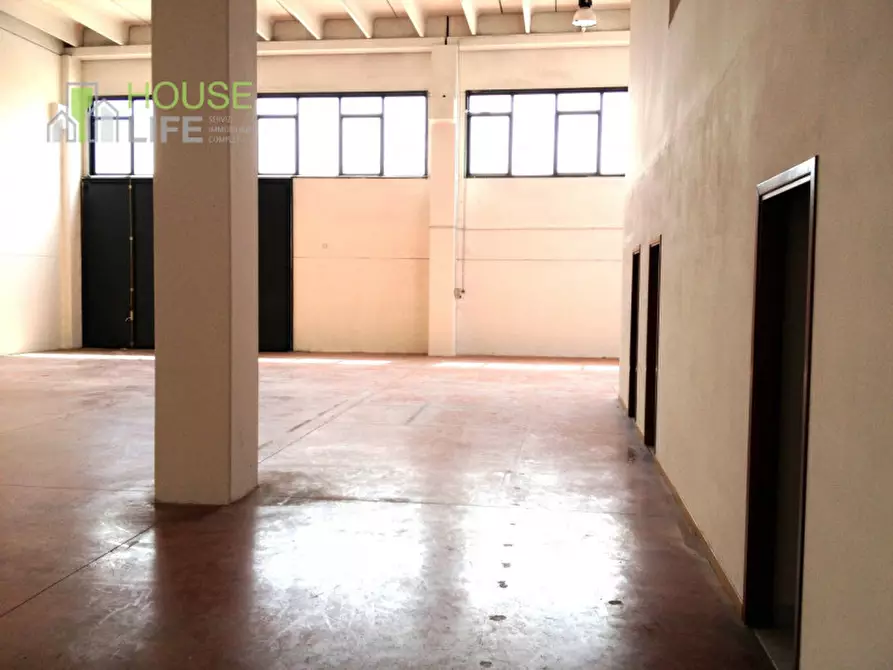 Immagine 8 di Capannone industriale in vendita  in Via Francesco Foscari a Thiene