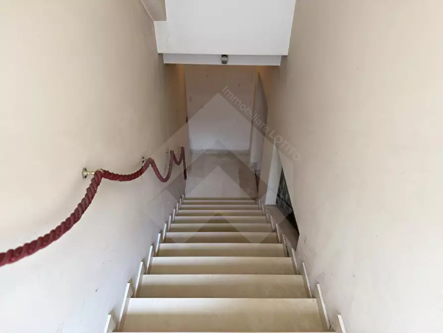 Immagine 2 di Magazzino in vendita  in Via Giuseppe Verdi , 22A a Andria