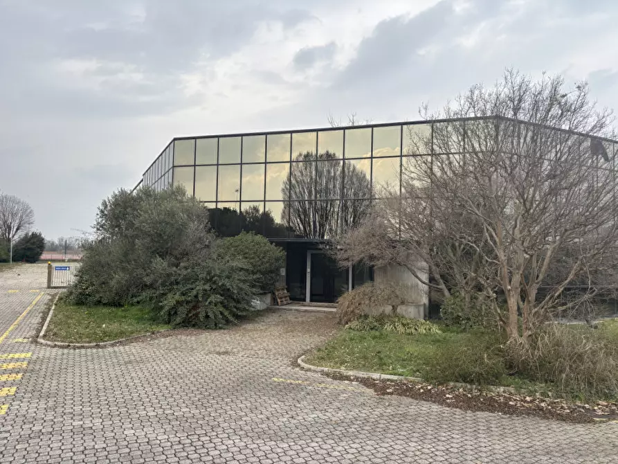 Immagine 1 di Capannone industriale in vendita  in Via Fabio Filzi a Istrana