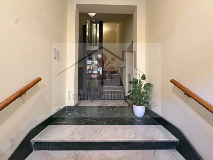 Immagine 4 di Appartamento in vendita  in Via Cassia a Firenze
