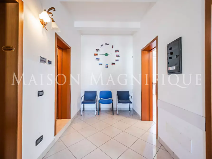 Immagine 8 di Palazzo in vendita  in via Edgardo Fogli 10 a Comacchio