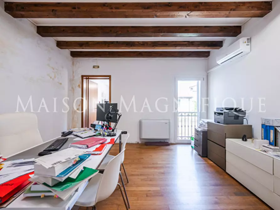 Immagine 21 di Palazzo in vendita  in via Edgardo Fogli 10 a Comacchio