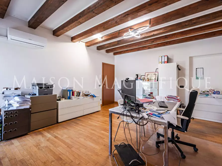 Immagine 23 di Palazzo in vendita  in via Edgardo Fogli 10 a Comacchio