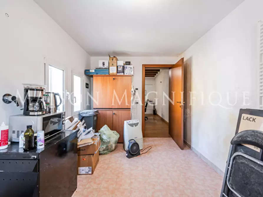 Immagine 27 di Palazzo in vendita  in via Edgardo Fogli 10 a Comacchio