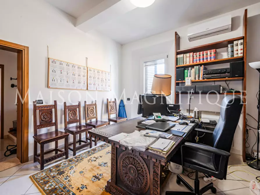 Immagine 31 di Palazzo in vendita  in via Edgardo Fogli 10 a Comacchio