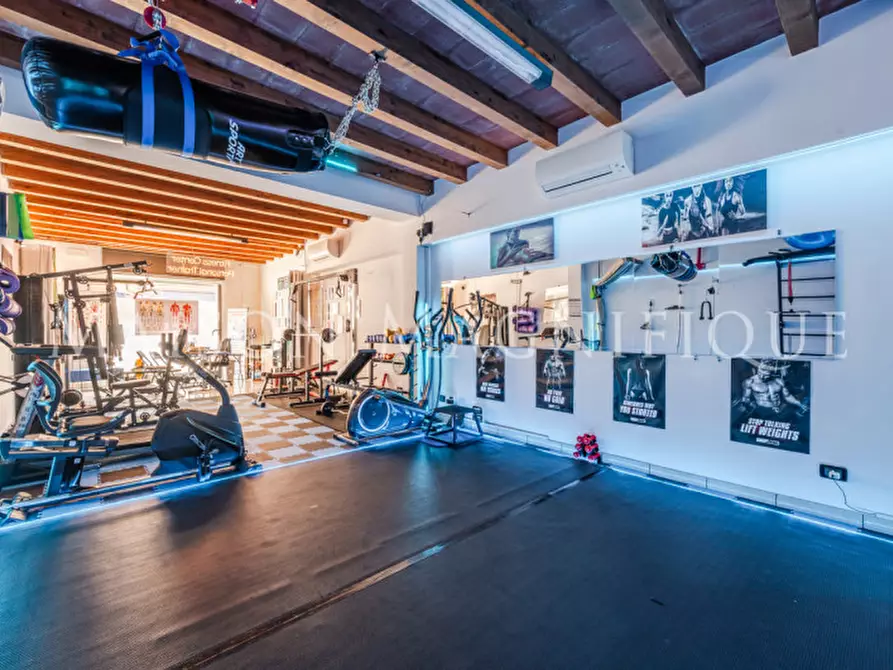 Immagine 42 di Palazzo in vendita  in via Edgardo Fogli 10 a Comacchio