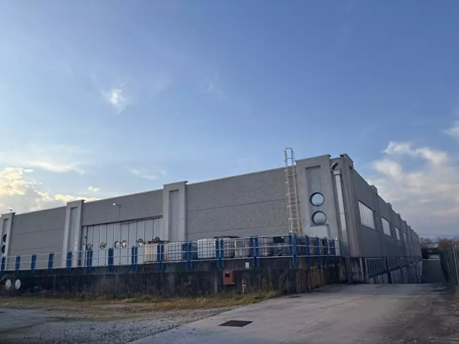 Immagine 5 di Capannone industriale in vendita  in via ermenegildo minato a Riese Pio x
