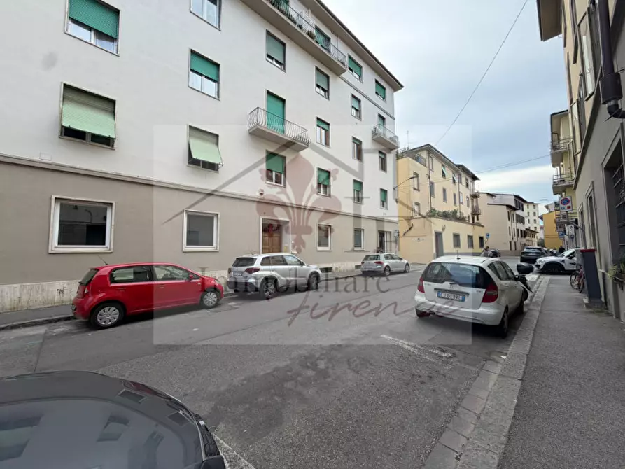 Immagine 5 di Appartamento in vendita  in Via Cassia a Firenze