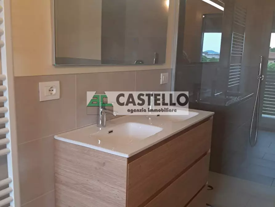 Immagine 16 di Casa trifamiliare in vendita  in Piazza 4 Novembre 6 a Mestrino