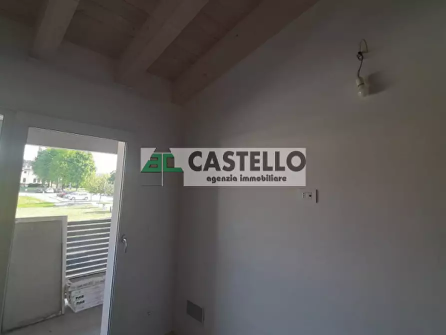 Immagine 30 di Casa trifamiliare in vendita  in Piazza 4 Novembre 6 a Mestrino