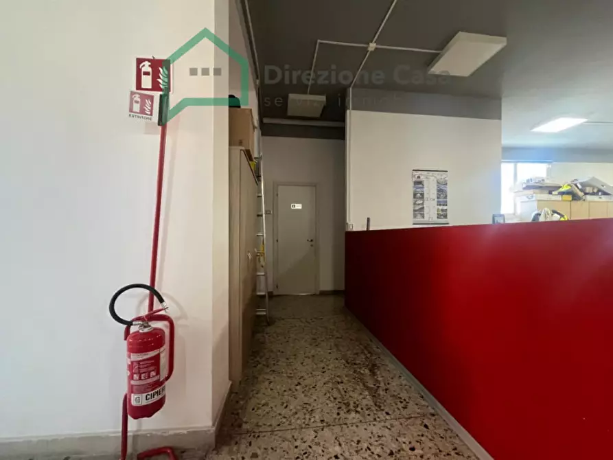 Immagine 15 di Ufficio in affitto  in VIA NUOVA POGGIOREALE a Napoli