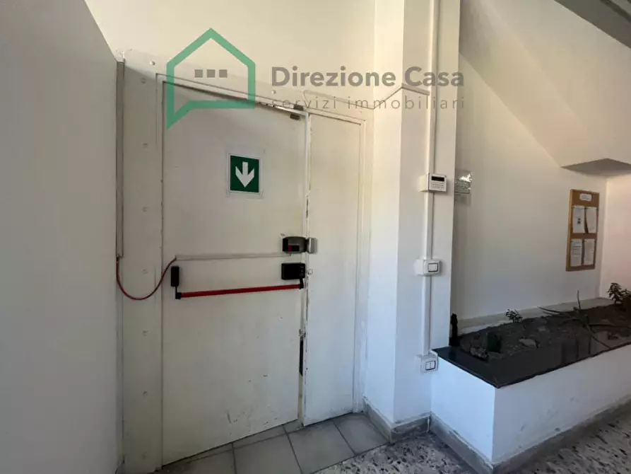 Immagine 19 di Ufficio in affitto  in VIA NUOVA POGGIOREALE a Napoli